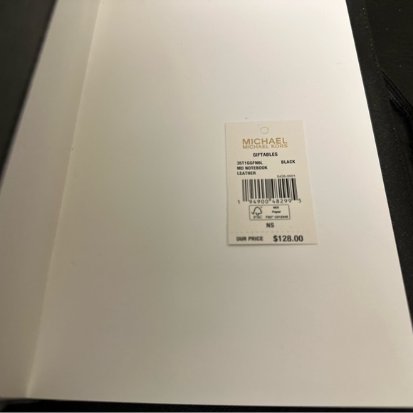 Michael Kors Notebook - Picture 7 of 7